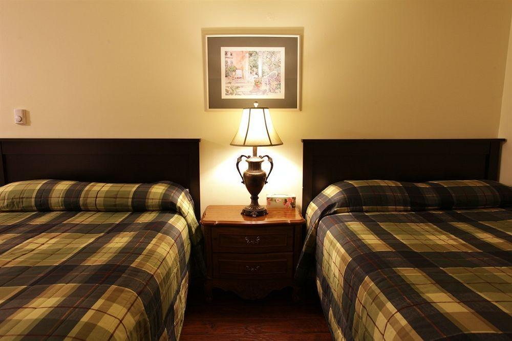 Cherry Tree Motel Saanich